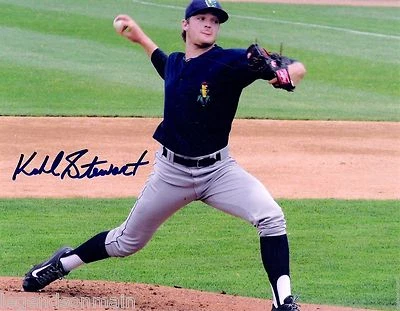 Foto autografiada firmada por Kohl Stewart de los gemelos de Minnesota 8x10 certificado de autenticidad LOM (PH863) Foto 1 de 2