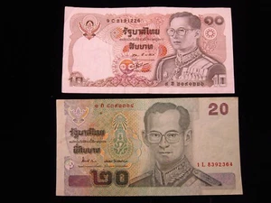 Thailandia 10B 1980 & 20 Baht 2003-2013 lotto ประเทศไทย banconota denaro h1225 - Foto 1 di 2