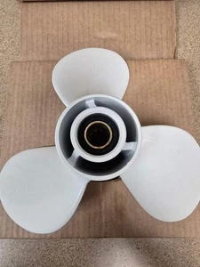 9 7/8 x 10 1/2 Marine Outboard Propeller for Yamaha 25-30HP 10 Spline,RH - Bild 1 von 5