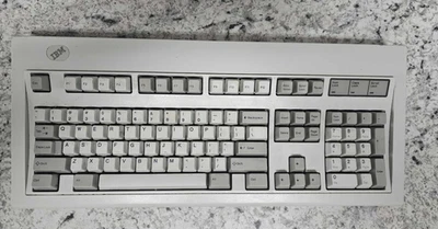 Clean Vintage 1992 IBM Model M Mechanical Keyboard 1391401 / 1392090 April 07 92 - Image 1 of 4