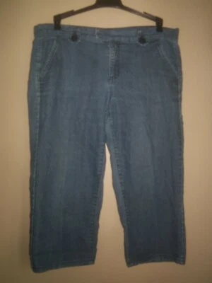 DAISY FUENTES BLUE DENIM COTTON STRETCH CROP CAPRI JEAN PANT SHORTS SIZE 12 - Image 1 of 4