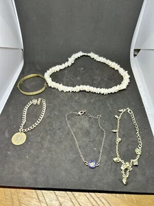 Five Items Of Vintage Costume Jewellery Four Bracelets & One Necklace  - Picture 1 of 17