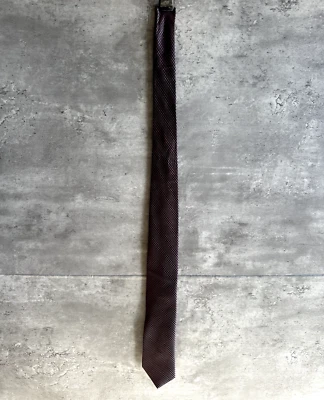 Corbata geométrica de seda roja y plateada Joseph Abboud vintage de los años 90 Foto 1 de 4