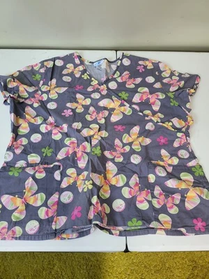 Scrub Top size 2X Gray Multi Butterflies, Peace Signs SB Scrubs   Medical Dental - Image 1 of 4
