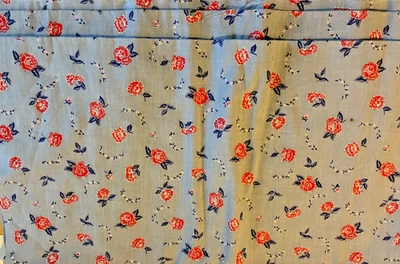 TELA LIGERA COLOR DENIM 3 1/2 YARDAS POR 45 W CON ROSAS, FLORES Foto 1 de 2