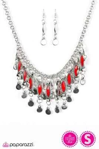 Set collana paparazzi argento rosso meravigliosamente selvaggia nuova con etichetta - Foto 1 di 2