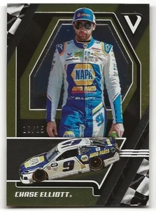 Chase Elliott 2019 Panini Victory Lane Gold /25 Hendrick Motorsports - Picture 1 of 2