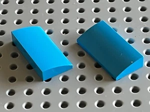 2 x LEGO DkAzure Dark Azure Slope Curved ref 88930 / Set 70709 70008 76020 - Imagen 1 de 1