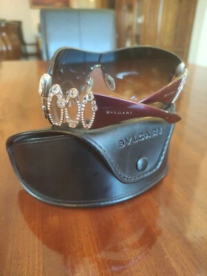 Gafas de sol Swarovski Bvlgari 6017-B Shield Borgoña para mujer Foto 1 de 4
