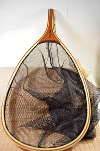 Rete da Pesca Trota Artiglio Aquila Classica Bambù Cattura e Rilascio 15"x11"x9" Nuova con etichette - Foto 1 di 3