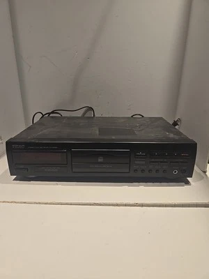 TEAC CD-RW890 Compact Disc Recorder S/PDIF, CD-R, CD-RW TESTED - Image 1 of 4
