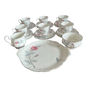 Royal Albert Trent Rose 21 Piece Bone China Tea Set - Vintage 1950s - Picture 1 of 23
