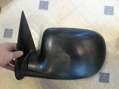 Espejo retrovisor lateral izquierdo negro para conductor Chevy Silverado GMC Yukon Sierra 1999-2002 Foto 1 de 3