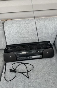 GE Radio Am-Fm Doble Cassette Reproductor/Grabador Estéreo 3-5635A Boombox - Imagen 1 de 8