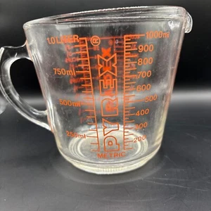 Vintage 1930s-40s PYREX Glass Measuring Cup, D Handle, 1 Quart 4 Cups 32 Oz - Picture 1 of 6