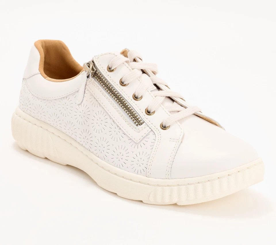 Clarks Collection Embossed Leather Sneaker Caroline Rio White 8/M New - Image 1 of 1