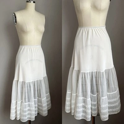 Anágua vintage 1960 náilon, micro plissada chiffon e renda XS/S - Imagem 1 de 4