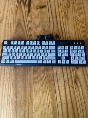 Compaq Wired Keyboard Model 5137 Part # 5187-2154 REV:1.2 - Image 1 of 4