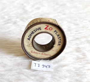 Vintage Adhesive Plaster Johnson & Johnson Advertising Tin Box England TI947 - Picture 1 of 9