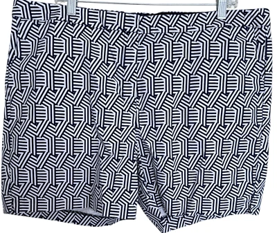 Boden Richmond Shorts Navy Blue & White Geometric Print SIze 16 - Image 1 of 4