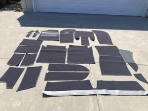 KIT TAPPETI BMW E9 3.0cs 70-75 SET IMPORTATI CICLO TEDESCO ANTRACITE NERO NUOVO - Foto 1 di 8