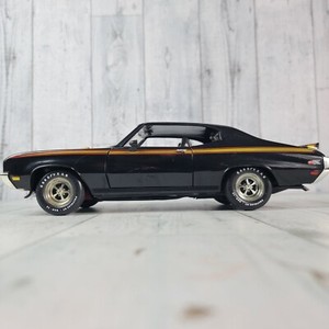 ERTL American Muscle 1971 Buick GSX Hardtop 1:18 Scale Diecast Model Car Black