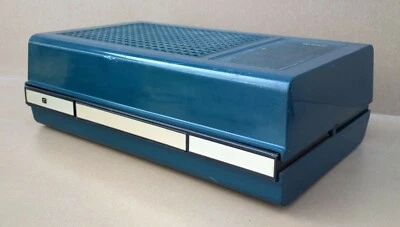 Tourne disques RADIOLA 523 vintage valise pour vinyle ancien MARCHE voir vidéo - Photo 1/4