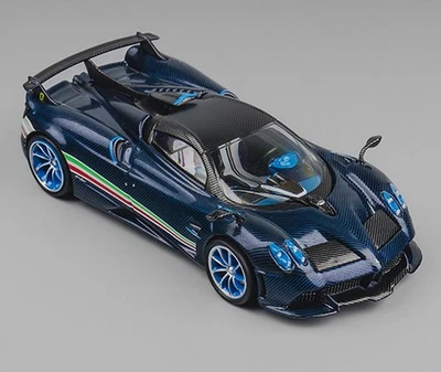 COLOURFUL MINIATURE PAGANI Huayra - Tricolore - CM 1:64