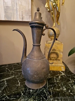 Ancienne Grande Aiguiere En Laiton - Photo 1/4