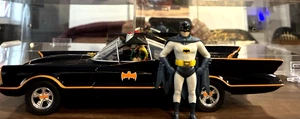 Jada Toys 1:24 Diecast Classic Serie TV Batman Batmobile con Pettirosso - Foto 1 di 13