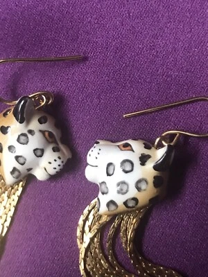 Adorables pendientes cara leopardo Nach con flecos Foto 1 de 4
