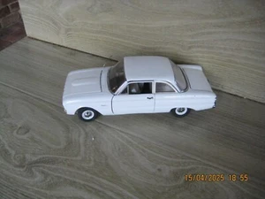 FORD FALCON 1960 1/24 by FRANKLIN MINT (Loose) - Picture 1 of 4