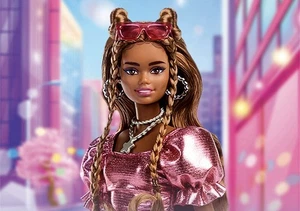 2025 Barbie Deluxe Style Wave 2 Rare Find Metallic Glam Outfit Christie NEW - Picture 1 of 14