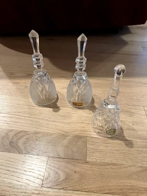 Lot of 3 leaded Glass Bells - Image 1 of 4