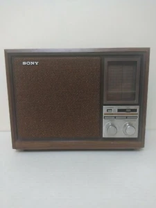 Mesa de alta fidelidad Sony modelo ICF - 9660W FM/AM. ¡Radio probada/funciona bien!¡! - Imagen 1 de 12