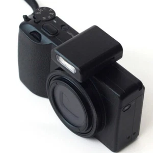 Small Camera Flash Light 65mAh Large Capacity for Digital and Film Cameras - Picture 1 of 10