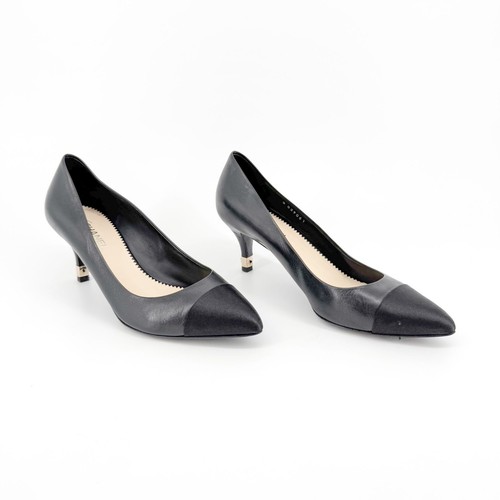 Chanel Cap Toe CC décolleté gattino EU 38 5 US 7 5 8 pelle nera tacco basso a punta