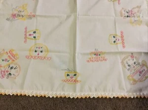 Cute Kittens Tea Party Vintage Liquid Embroidery Tablecover w/ Crocheted Edge - Picture 1 of 6