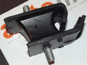 Engine mounting for Mitsubishi Pajero Junior Jr MR150341 fits l/h or r/h mount - Picture 1 of 4