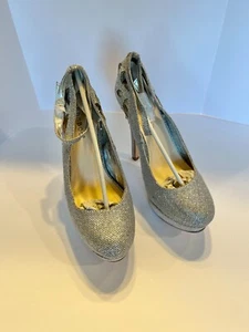 Bamboo Silver Glitter High Heel Buckle Round Toe Slip On Women's Shoes Sz. 8 - Picture 1 of 6
