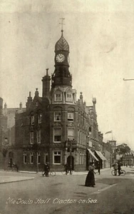Antique (c.1910) Clacton on Sea, England, Town Hall Real Photo Postcard - Picture 1 of 2