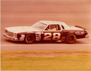 Vintage Racing Buddy Baker #28 Monte Carlo Auto 8x10 Original Foto Daytona - Bild 1 von 2