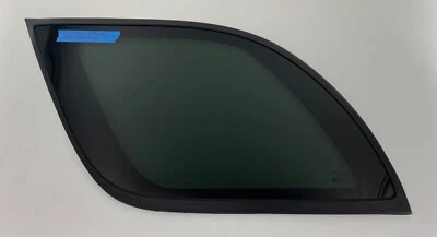 PRE-OWNED 2004-2007 BUICK RAINIER DRIVERS SIDE REAR QUARTER GLASS - Image 1 of 4