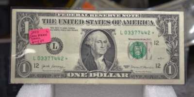 VERY RARE FROM SHEET 2017 $1.00 STAR NOTE  VERY RARE LOW RUN 500K GOOD COND - Image 1 of 2