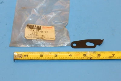 NOS YAMAHA 82-83 XT125 & 82-83 XT200 侧支架链接 - 15A-27315-00-00 — 第 1/4 张图片