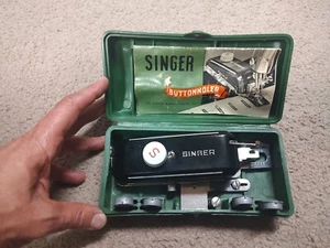 Vintage Singer Buttonholer #160506 With 4 Button Templates Case And Instructions - Picture 1 of 7