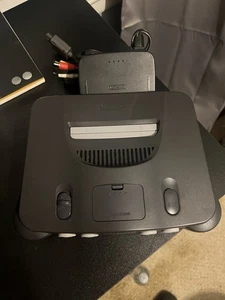 N64 Console Bundle(4 games, cords, 3 controllers, expansion pak)see description - Picture 1 of 9