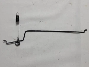 Briggs & Stratton Quantum 5HP Push Mower Governor Link Spring OEM 691829 691851 - Picture 1 of 3
