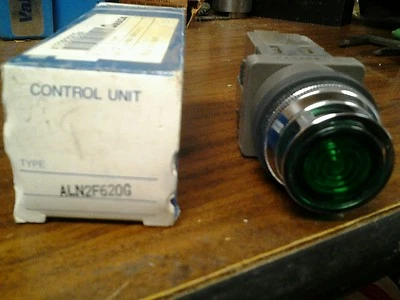 IDEC PULSADOR ILUMINADO ALN2F620 SIERRA AMADA CNC Foto 1 de 3