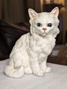 Vintage LEFTON H1517 White Persian Kitty Cat Figurine Blue Eyes 5.5" Tall Japan - Picture 1 of 8